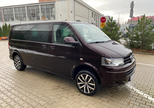 Volkswagen Multivan cena 125000 przebieg: 127500, rok produkcji 2015 z Biała małe 232